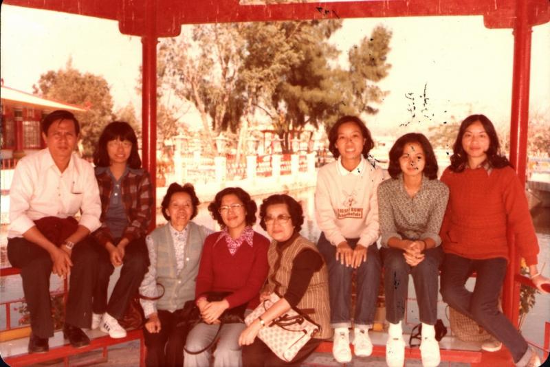 1978.12.04 趙起蛟攝於泰園漢漁村