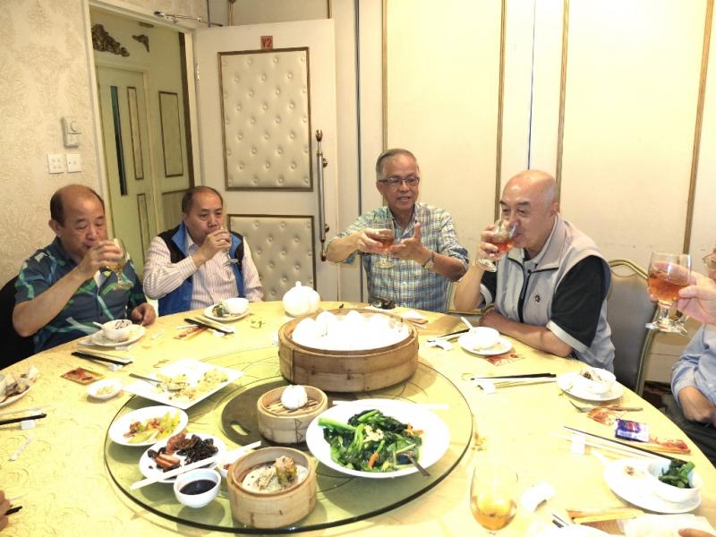 23-4-15-Lunch.05