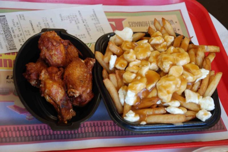 DSC_3039 poutine.jpg