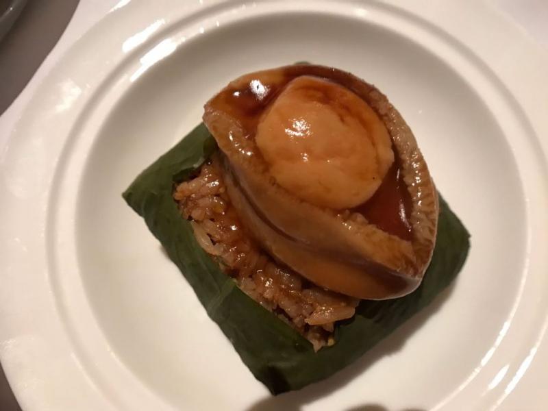 鮑魚荷葉飯