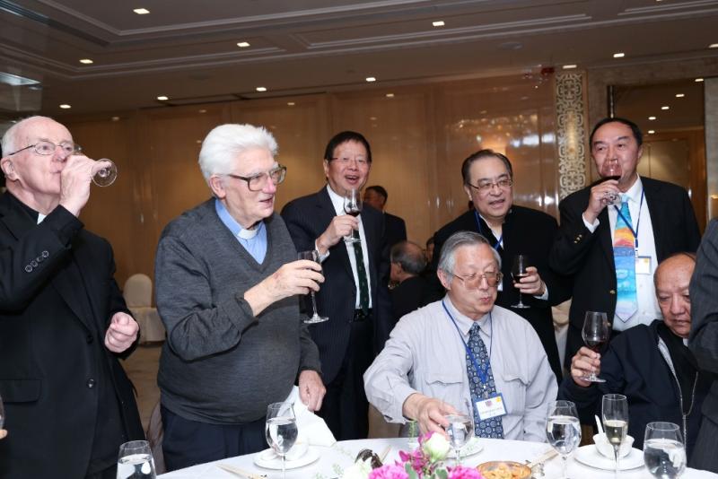 2012_2_0507s