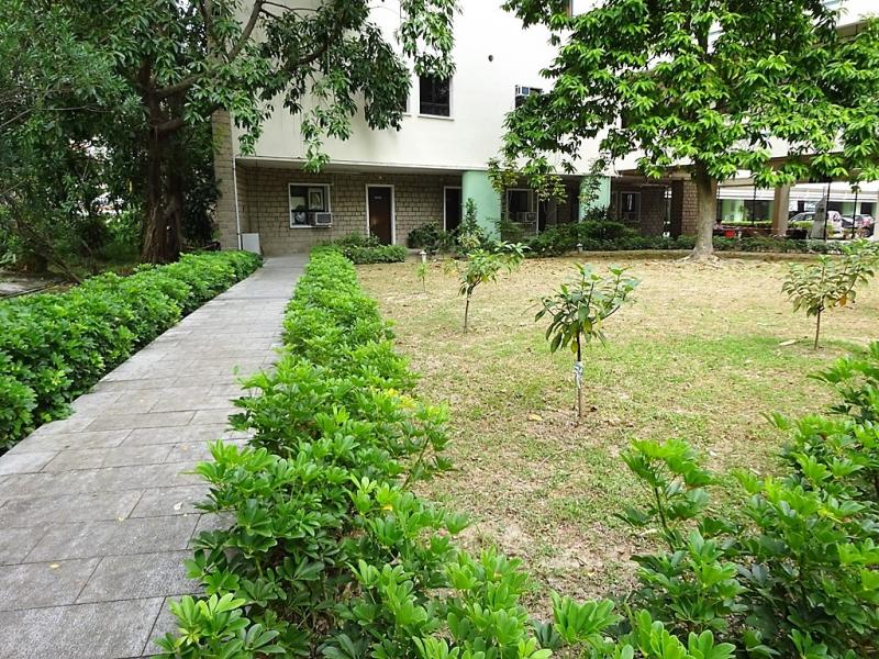 school%20on%20the%20park[1]