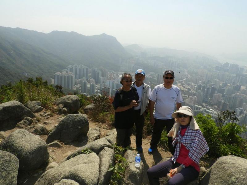 We reached the ridge around 10:00 @ 460m