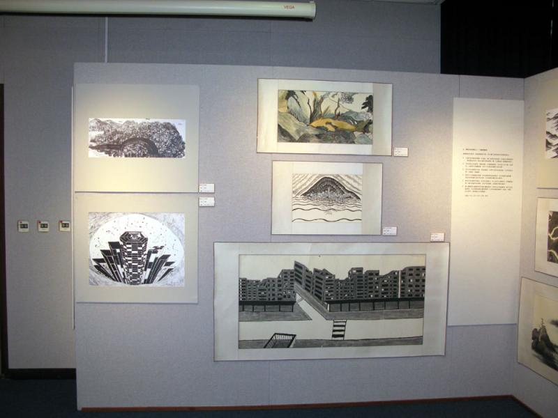 1 07 Gallery display 4.jpg