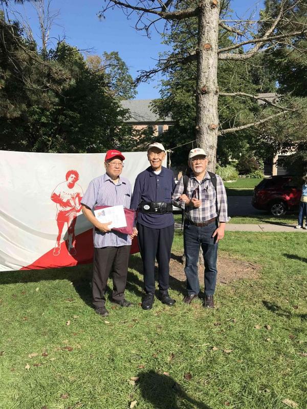 2018-09-16-tor-terry fox run with ho sir 3