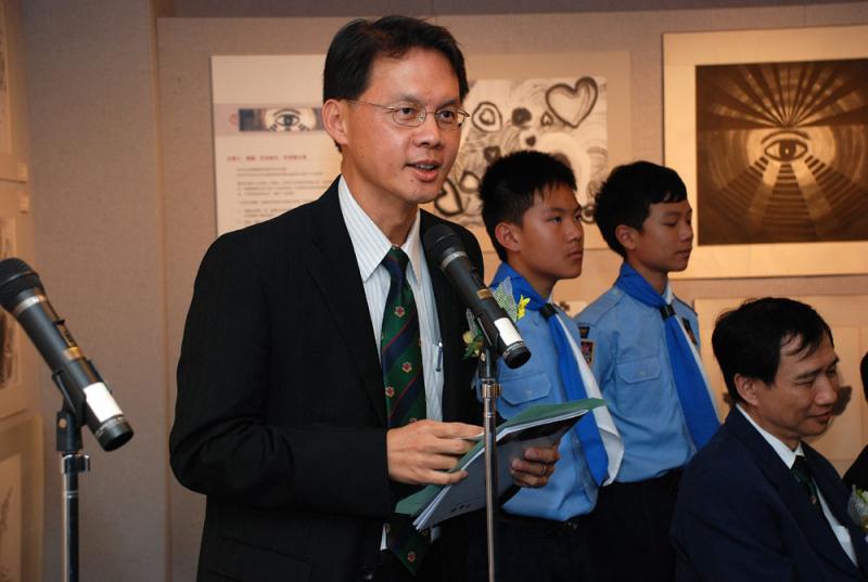 3b 15 Dr Tan, WYK Principal speaks.jpg