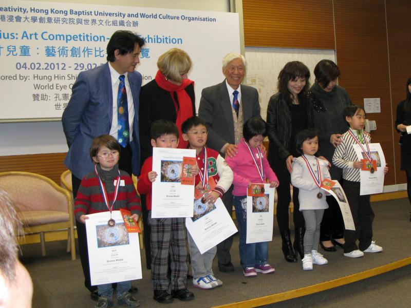 12 Bronze medal winners with guests of honour